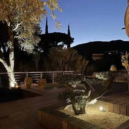 Esprit - Luxe Jardin Et Piscine 300m *